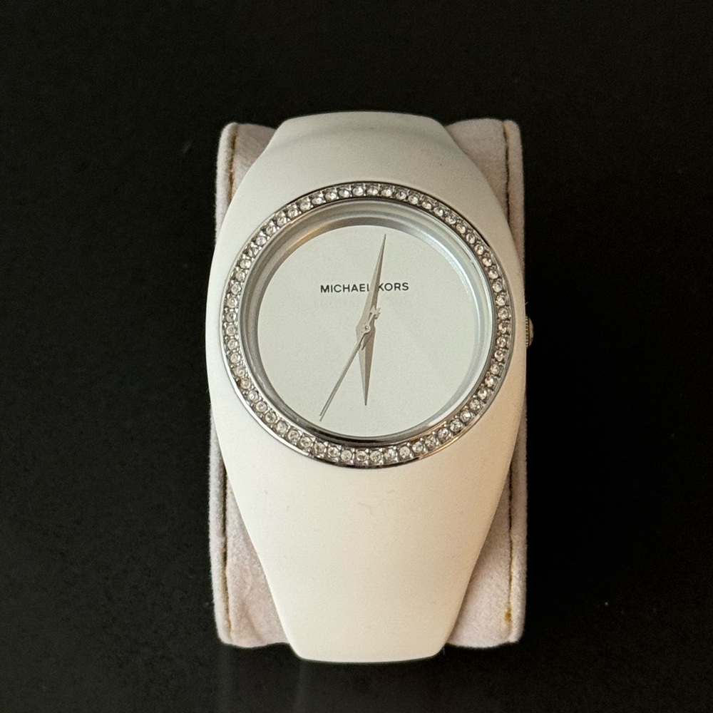 Silicone women’s watch